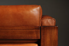 Load image into Gallery viewer, Early "Bastiano" Sofa by Afra &amp; Tobia Scarpa for Gavina, 1969

