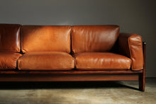 Load image into Gallery viewer, Early "Bastiano" Sofa by Afra &amp; Tobia Scarpa for Gavina, 1969
