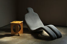 Load image into Gallery viewer, Olivier Mourgue "Bouloum" Chaise for Arconas, 1989
