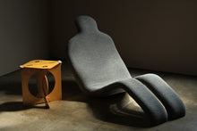 Load image into Gallery viewer, Olivier Mourgue "Bouloum" Chaise for Arconas, 1989
