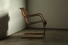 Load image into Gallery viewer, Alvar Aalto Rare &#39;Model 13&#39; Cantilever Lounge Chair for Artek, 1932
