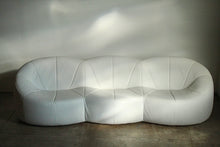 Load image into Gallery viewer, Pierre Paulin Leather &quot;Pumpkin&quot; Sofa for Ligne Roset, 2000s
