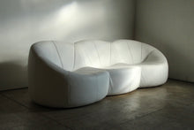 Load image into Gallery viewer, Pierre Paulin Leather &quot;Pumpkin&quot; Sofa for Ligne Roset, 2000s
