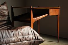 Load image into Gallery viewer, Ico Parisi for Singer &amp; Sons Attributed End Tables, 1950s
