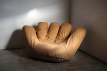 Load image into Gallery viewer, &quot;Joe&quot; Glove Chair by De Pas, D’urbino, Lomazzi for Poltronova, 1970s
