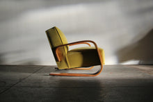 Load image into Gallery viewer, Alvar Aalto Model 400 &quot;Tank Chair&quot;, 1940s

