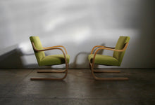 Load image into Gallery viewer, Pair of Alvar Aalto Model 402 Lounge Chairs, 1960s
