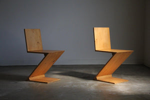 Pair of Gerrit Rietveld Style Zig Zag Chairs, 1970s